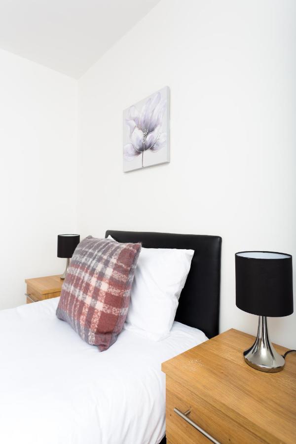 Absolute Stays On Essex - Chinatown - Hippodrome - Alexandra Theatre - Bull Ring - The Rep - B'Ham Intl Airport - Free Wifi - Free Parking - Contractors - Corporates Birmingham Ngoại thất bức ảnh